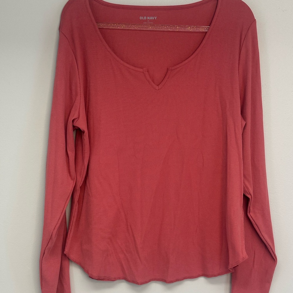 Old Navy Women's Dusty Pink Long Sleeve Top v neck size XL